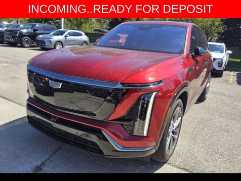 Used 2026 Cadillac Vistiq Sport w/ LPO, Floor Liner Package AWD/4WD image 1