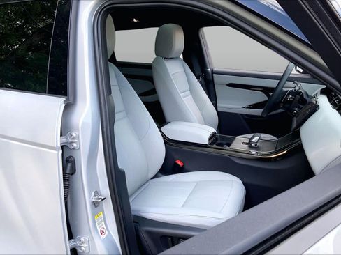 Used 2026 Land Rover Range Rover Evoque S AWD/4WD image 8