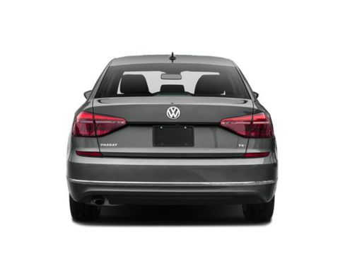 Used 2019 Volkswagen Passat 2.0T Wolfsburg image 8