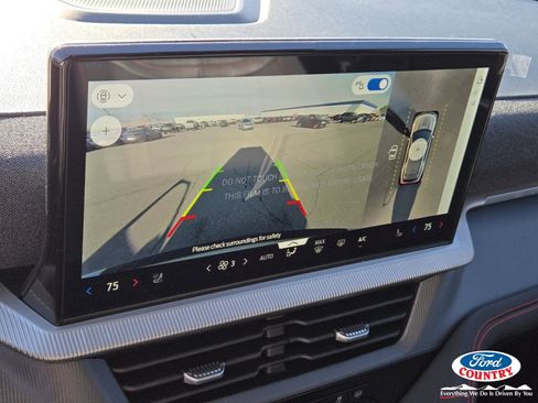 New 2026 Ford Explorer ST-Line w/ ST-Line Street Pack image 13