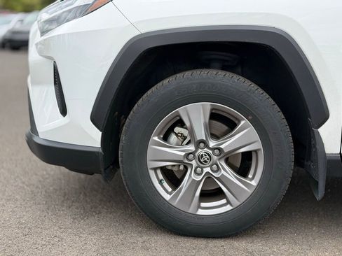 Used 2024 Toyota RAV4 XLE w/ Convenience Package AWD/4WD image 9