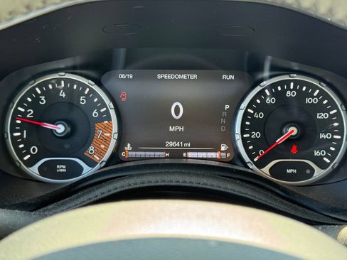 Used 2022 Jeep Renegade Latitude w/ Convenience Group AWD/4WD image 25