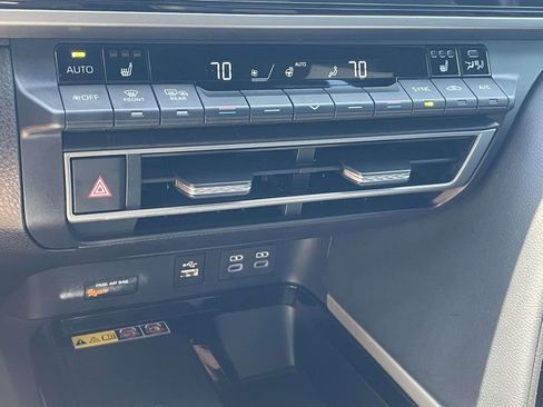 Used 2025 Toyota Camry XSE image 21