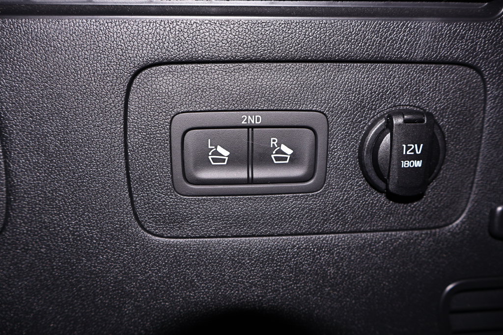 Used 2025 Kia Sorento SX Prestige AWD/4WD image 44