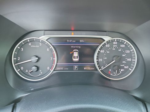 Used 2024 Nissan Sentra SR FWD image 23