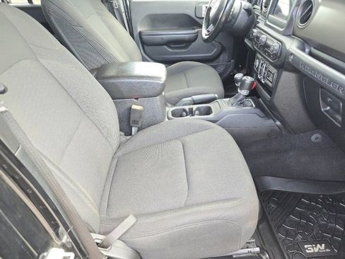 Used 2021 Jeep Wrangler Unlimited Sport AWD/4WD image 23
