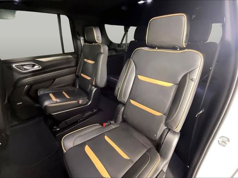 Certified 2023 GMC Yukon XL AT4 w/ AT4 Premium Package AWD/4WD image 19
