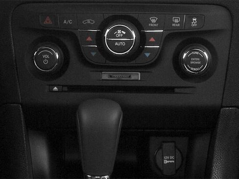 Used 2013 Dodge Charger R/T RWD image 9