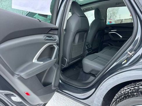 New 2025 Audi Q5 Premium Plus image 15