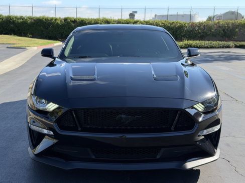 Used 2020 Ford Mustang GT Premium w/ GT Performance Package RWD image 3