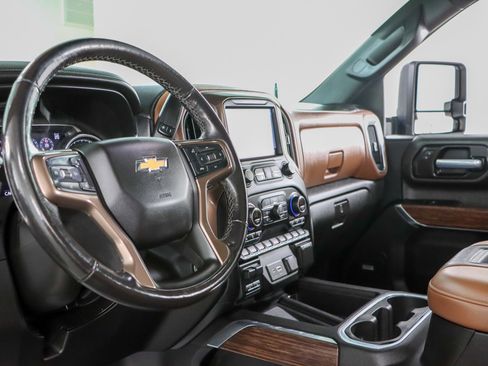 Used 2021 Chevrolet Silverado 2500 High Country w/ Z71 Off-Road Package AWD/4WD image 27