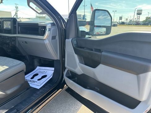 Used 2023 Ford F250 XL w/ XL Off-Road Package image 11