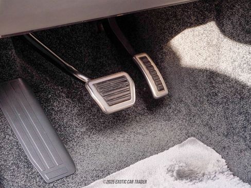 Used 2017 Land Rover Range Rover LWB SV Autobiography image 39