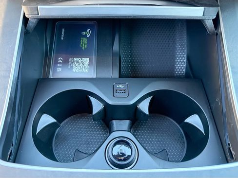 New 2026 BMW X5 xDrive50e w/ M Sport Package image 31