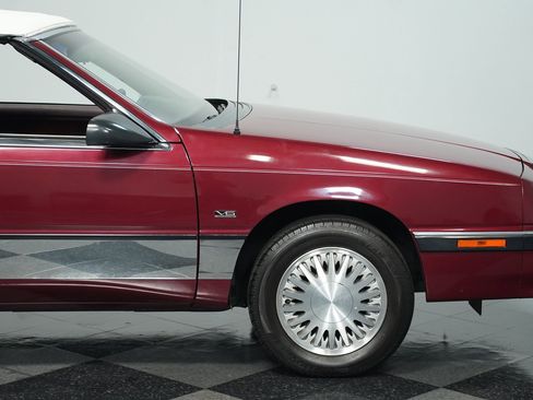 Used 1991 Chrysler LeBaron Convertible image 27