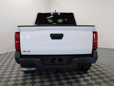 Used 2024 Toyota Tacoma SR AWD/4WD image 5