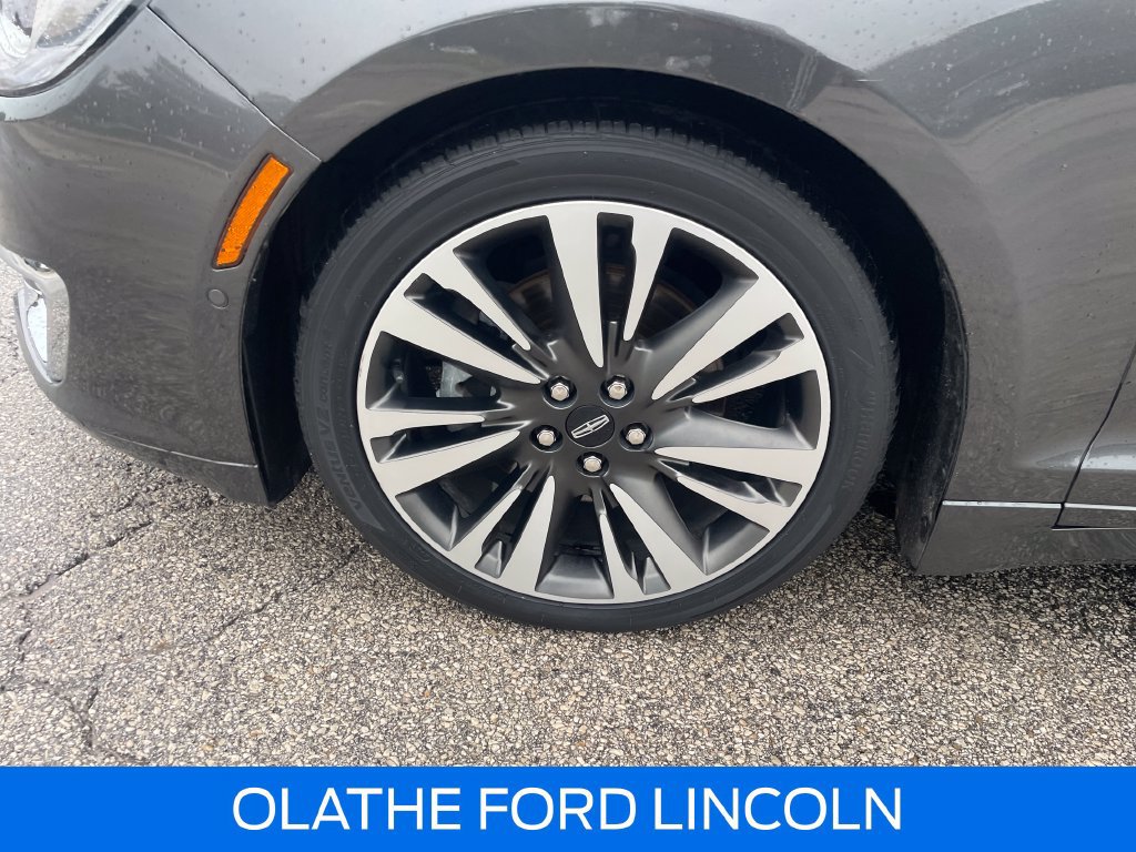 Used 2020 Lincoln MKZ Reserve FWD image 31