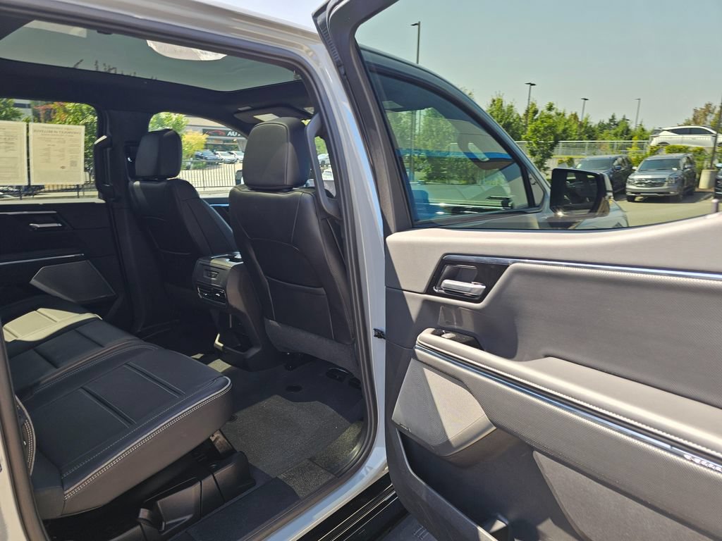 Used 2026 GMC Sierra EV Denali AWD/4WD image 15