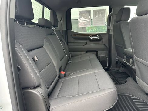 Certified 2023 Chevrolet Silverado 1500 RST w/ Convenience Package II AWD/4WD image 24