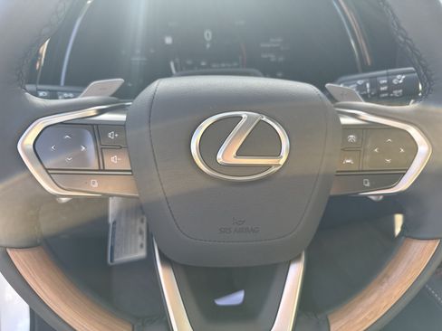 Used 2026 Lexus RX 350 Premium Plus w/ Convenience Package AWD/4WD image 23
