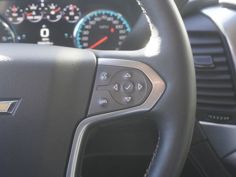 Used 2017 Chevrolet Suburban Premier image 13