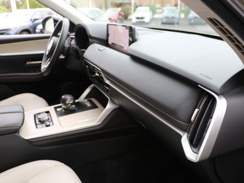 Certified 2025 MAZDA CX-90 3.3 Turbo w/ Premium Sport Pkg image 8