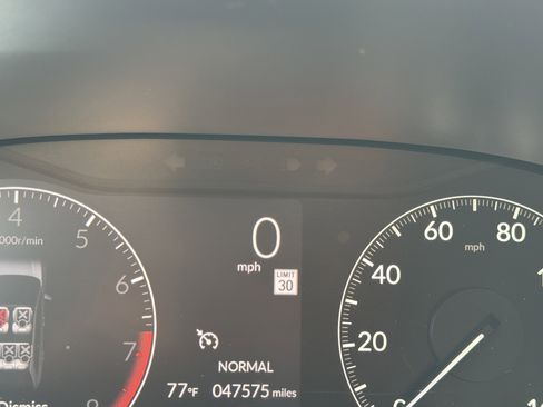 Used 2023 Honda HR-V EX-L image 25