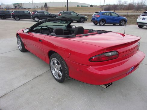 Used 1994 Chevrolet Camaro Z28 image 16