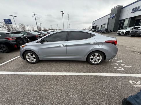 Used 2016 Hyundai Elantra Value Edition image 8