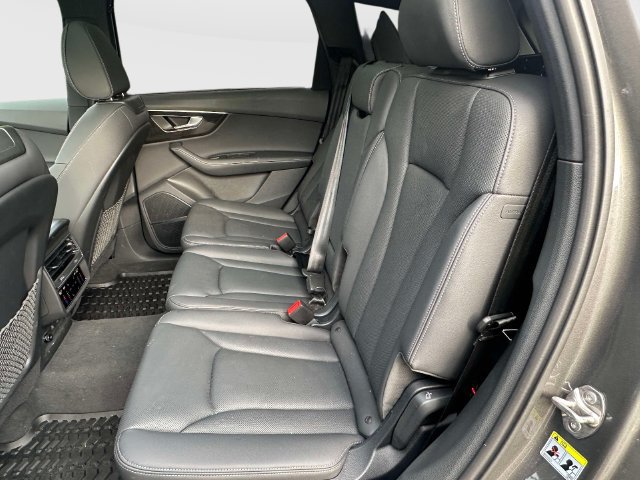 Certified 2026 Audi Q7 3.0T Premium Plus w/ Premium Plus Package AWD/4WD image 14