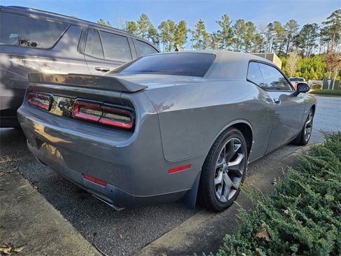 Used 2017 Dodge Challenger R/T Plus image 4