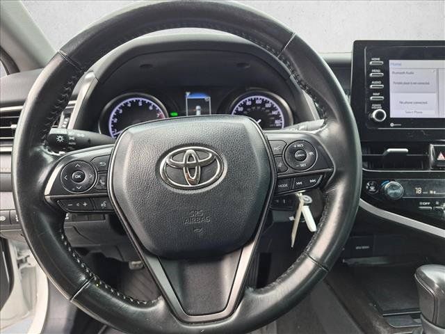 Used 2018 Toyota Camry LE FWD image 30