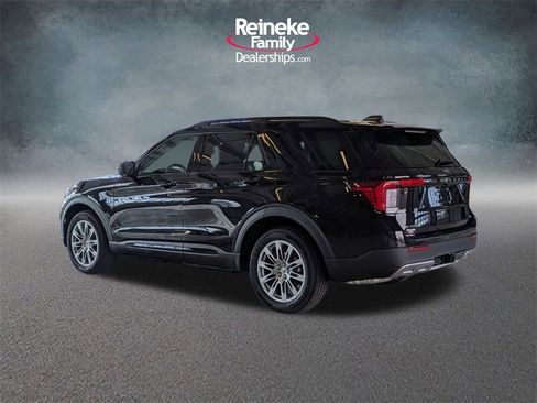 New 2026 Ford Explorer Active w/ Active Comfort Package image 8