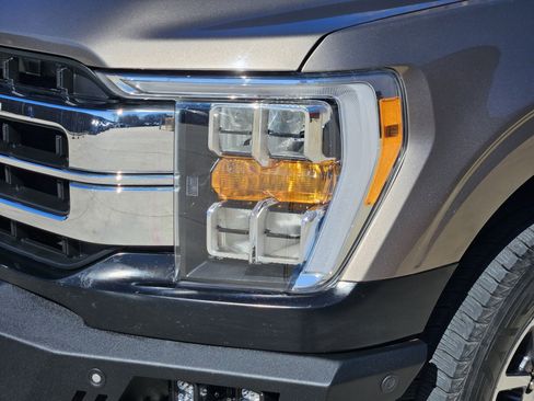 Used 2021 Ford F150 Lariat w/ Trailer Tow Package image 7