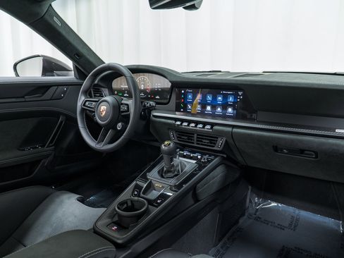 Used 2026 Porsche 911 GT3 image 21