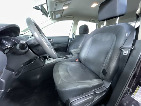 Used 2014 Nissan Rogue S w/ Convenience Package AWD/4WD image 15