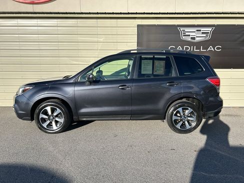 Used 2017 Subaru Forester 2.5i Premium image 8