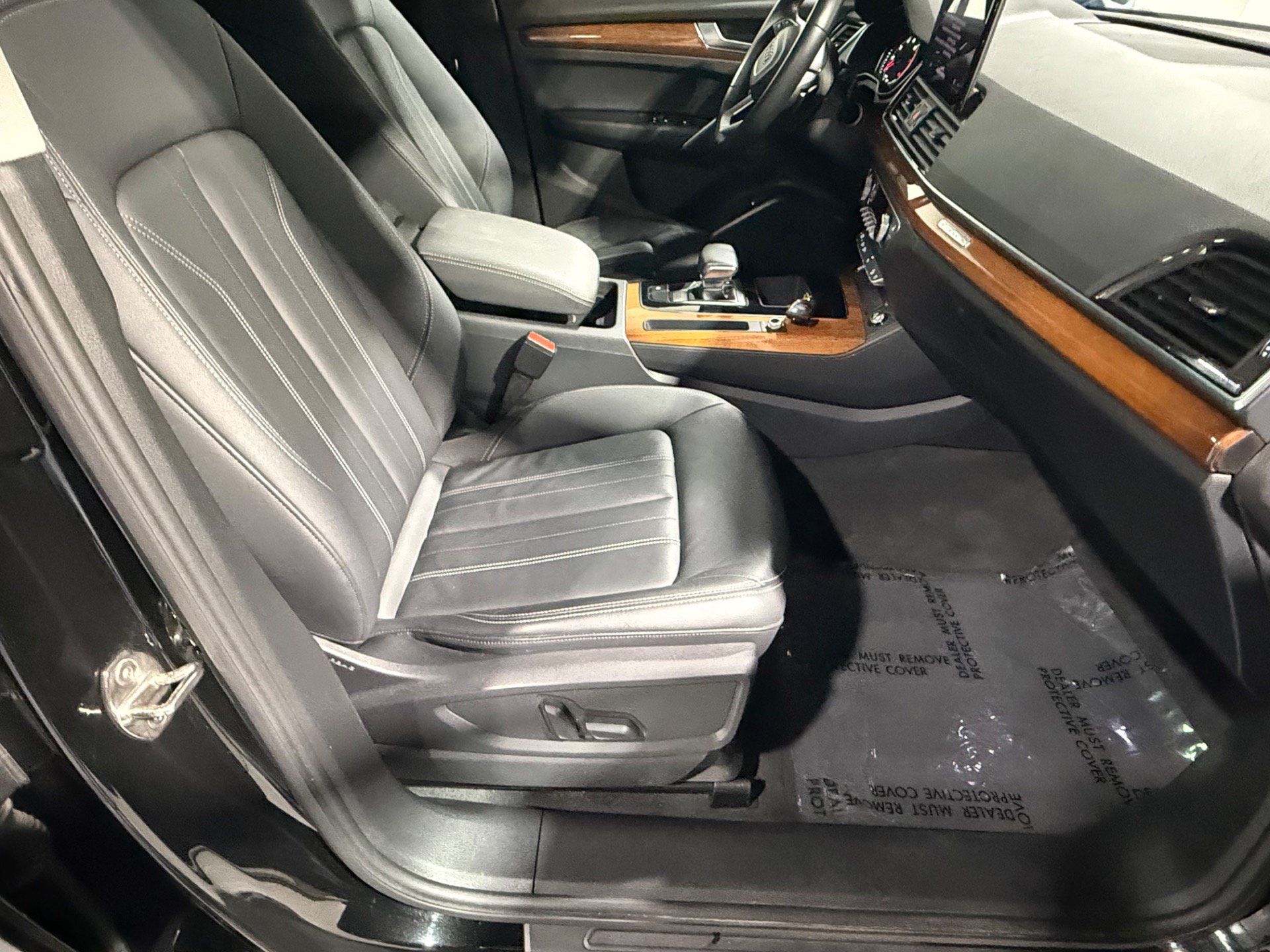 Used 2023 Audi Q5 2.0T Premium w/ Convenience Package AWD/4WD image 37
