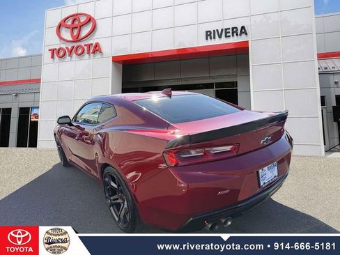 Used 2017 Chevrolet Camaro SS image 7