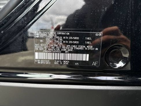 Used 2025 Subaru Solterra AWD/4WD image 16