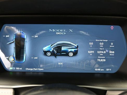 Used 2017 Tesla Model X 90D image 22