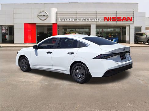 New 2026 Nissan Sentra S w/ Floor Mat Package FWD image 5