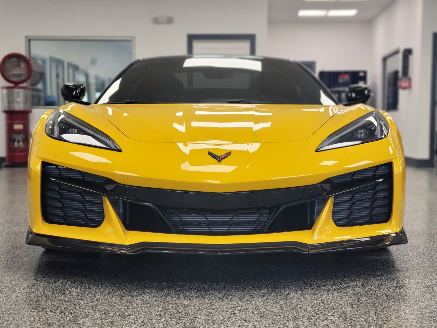 Used 2026 Chevrolet Corvette Z06 w/ Battery Protection Package RWD image 2
