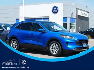 Used 2020 Ford Escape SE image 1