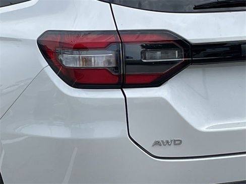 New 2025 Honda Pilot Touring image 6