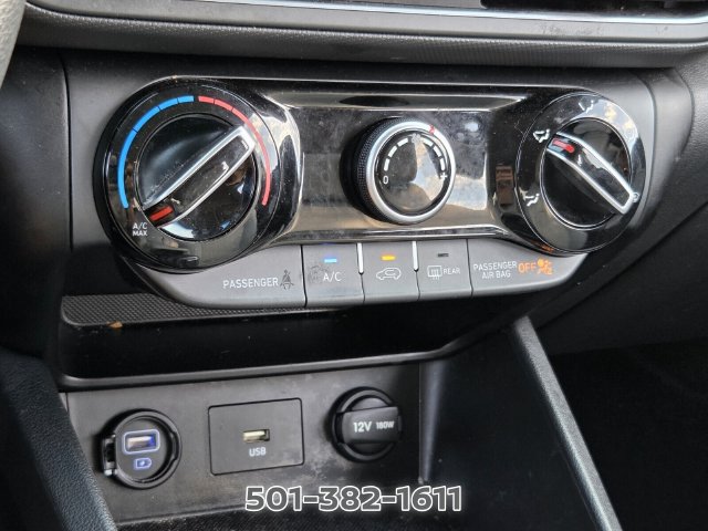 Used 2023 Hyundai Kona SEL AWD/4WD image 23