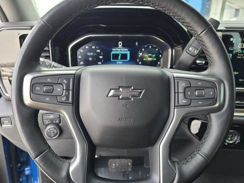 Used 2023 Chevrolet Silverado 1500 LT Trail Boss w/ LPO, Dark Essentials Package image 16