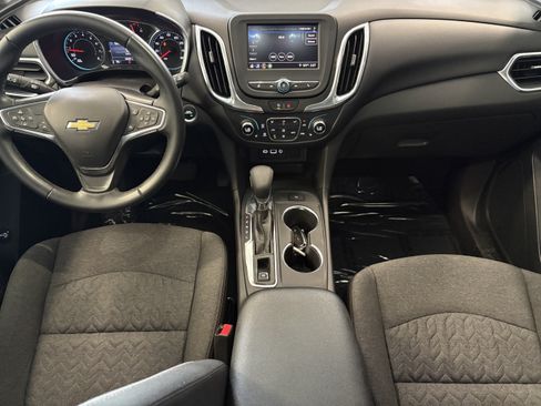 Used 2024 Chevrolet Equinox LT FWD image 12