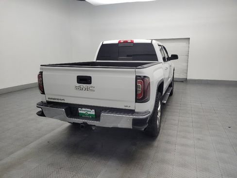 Used 2018 GMC Sierra 1500 SLT w/ SLT Premium Package image 9