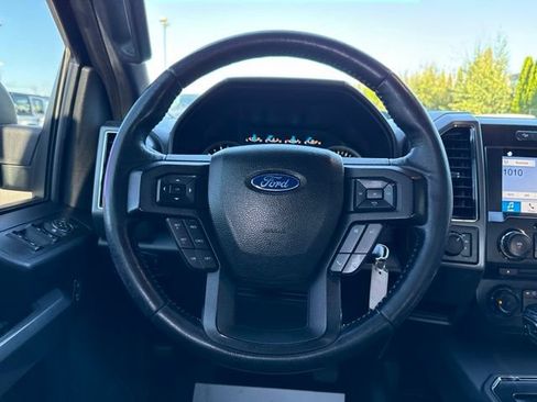 Used 2017 Ford F150 XLT AWD/4WD image 19